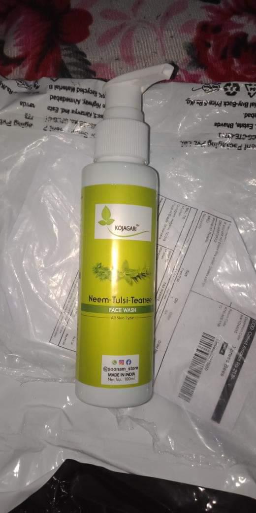 Facewash Neem / Tulsi / Teatree photo review